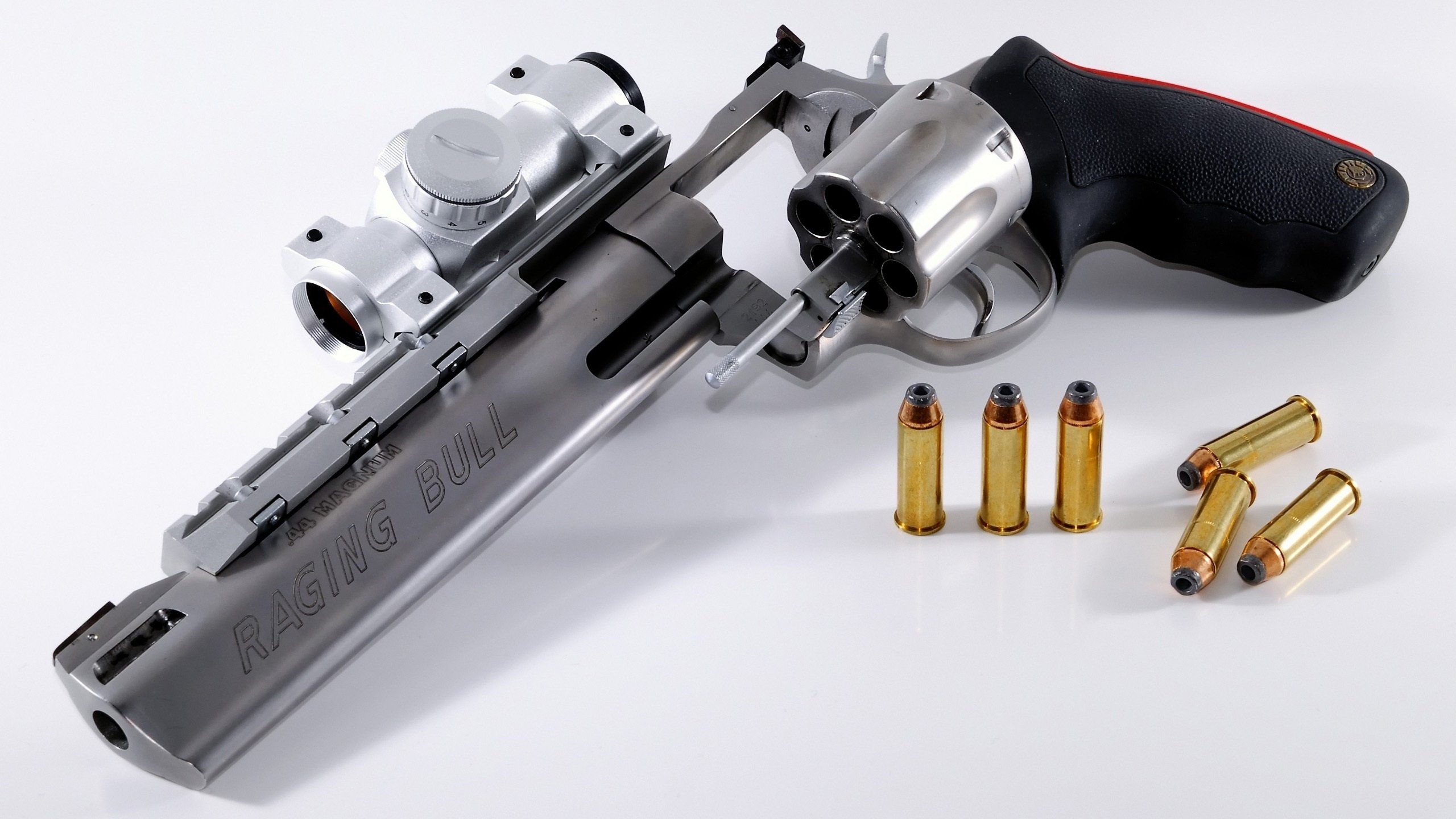 爱游戏电竞官网-史上最“清晰”的持球突破之一：蒂伊在对手防守下，连续运球华丽过人！